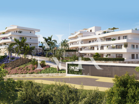 Ático en Estepona de nueva construcción con vistas panorámicas en venta