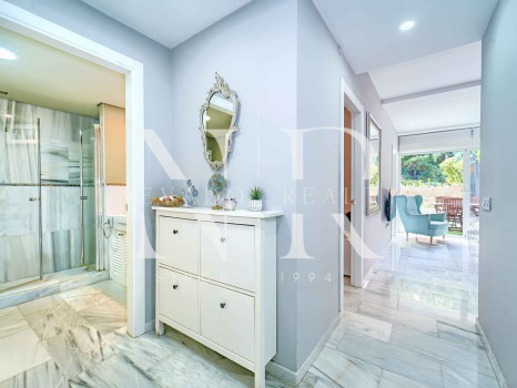 Apartamento en Urbanización Jardines del Mar reformado en venta