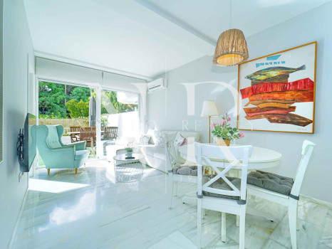 Apartamento en Urbanización Jardines del Mar reformado en venta