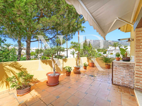 Penthouse dans l'immeuble Itxaso, Milla de Oro, près de la plage, à vendre