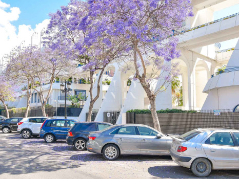 Penthouse dans l'urbanisation Marbella House avec vue sur la mer, en location courte durée