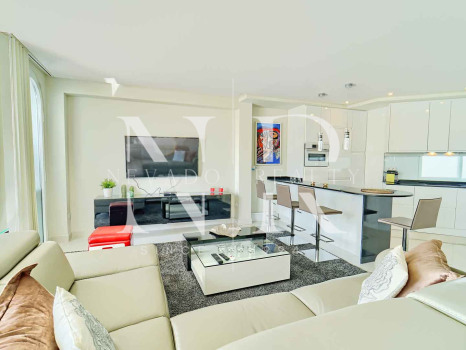 Ático en Urbanización Marbella House con vistas al mar en alquiler de corta temporada