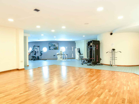 Penthouse dans l'urbanisation Marbella House avec vue sur la mer, en location courte durée