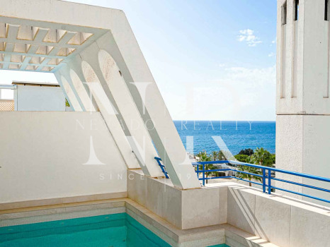Ático en Urbanización Marbella House con vistas al mar en alquiler de corta temporada