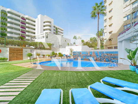 Apartment in the Palm Beach building, beachfront in Marbella centre, for sale
