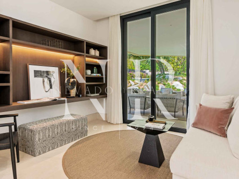 Villa with sea views in Marbella for sale 
