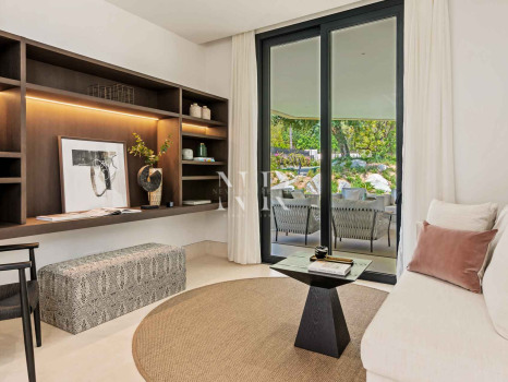 Villa with sea views in Marbella for sale
