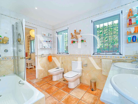 Villa en Huerta Belon, Marbella centro, en venta