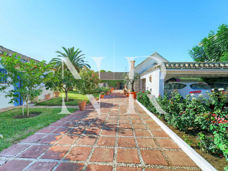 Villa en Huerta Belon, Marbella centro, en venta