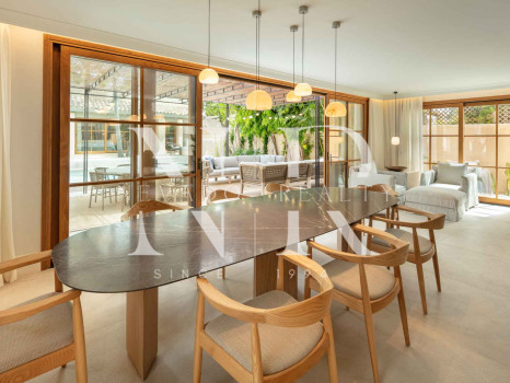 Villa next to the beach in urbanization Casablanca for sale