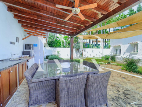Villa on Marbella's Golden Mile for sale