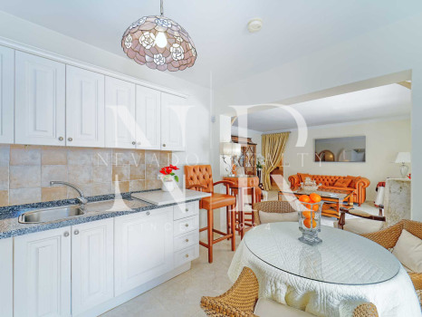 Villa on Marbella's Golden Mile for sale