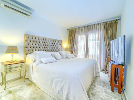 Villa on Marbella's Golden Mile for sale