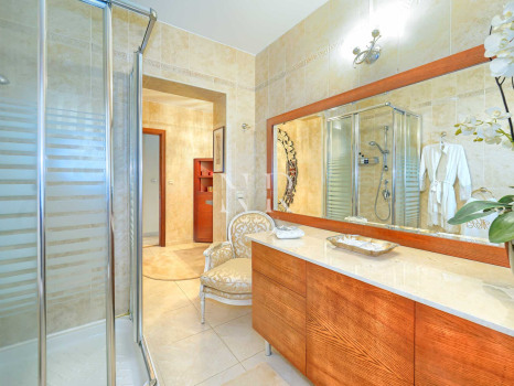 Villa on Marbella's Golden Mile for sale