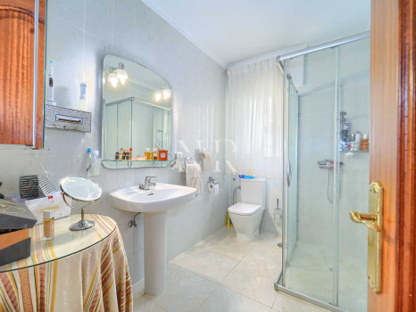Villa on Marbella's Golden Mile for sale