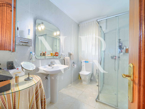 Villa on Marbella's Golden Mile for sale