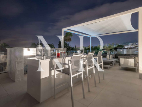 Villa dans l'urbanisation Casablanca, sur le Golden Mile à côté de la plage à vendre