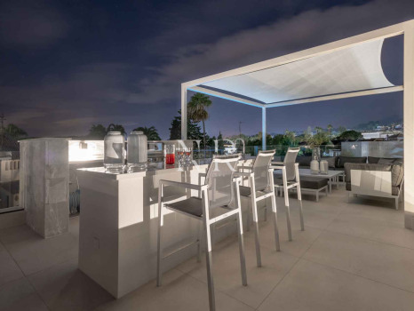 Villa dans l'urbanisation Casablanca, sur le Golden Mile à côté de la plage à vendre