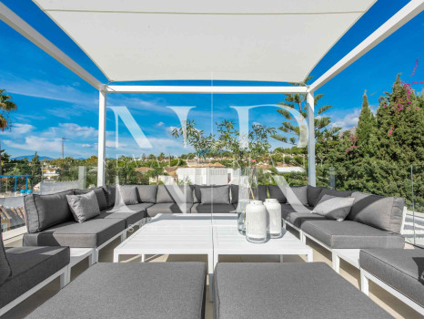 Villa dans l'urbanisation Casablanca, sur le Golden Mile à côté de la plage à vendre
