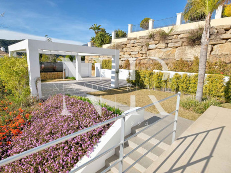Villa à Benahavís à côté du terrain de golf à vendre