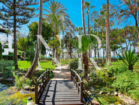 Ático en Alhambra del Mar en venta