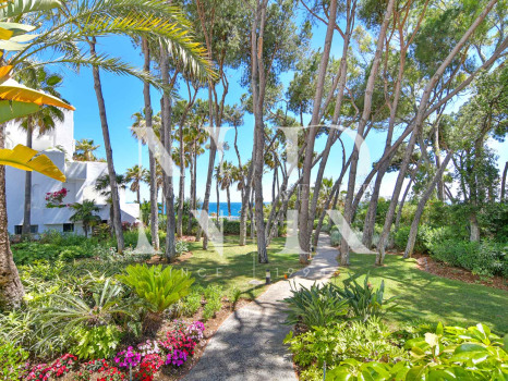 Ático en Alhambra del Mar en venta