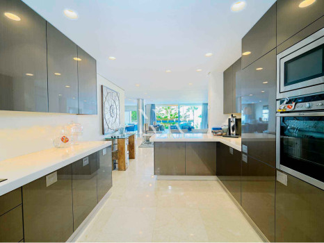 Penthouse à Alhambra del Mar à vendre