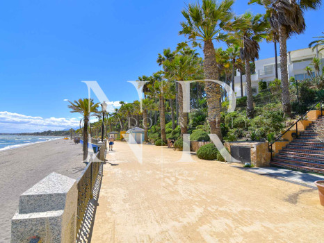 Ático en Alhambra del Mar en venta