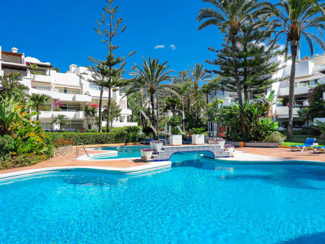 Penthouse à Alhambra del Mar à vendre