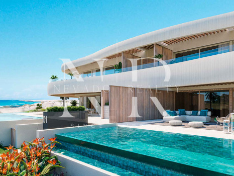 Apartamento en Las Chapas en primera línea de playa en venta