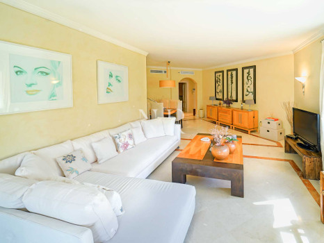 Appartement à Jardín del Mediterráneo en première ligne de plage à vendre