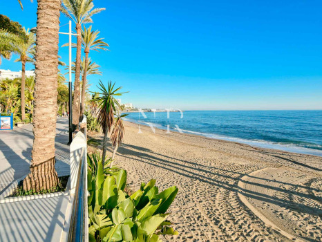 Appartement à Jardín del Mediterráneo en première ligne de plage à vendre