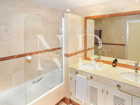Appartement à Jardín del Mediterráneo en première ligne de plage à vendre