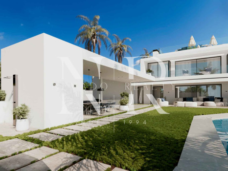 Villa nouvellement construite à Cascada de Camoján à vendre
