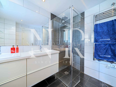 Apartamento en edificio Atrium, Marbella centro, a la venta
