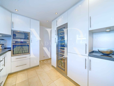 Apartamento en edificio Atrium, Marbella centro, a la venta