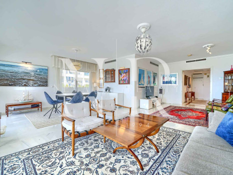 Apartamento en edificio Atrium, Marbella centro, a la venta