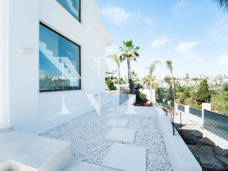 Brand new villa in Lomas del Marbella Club for sale