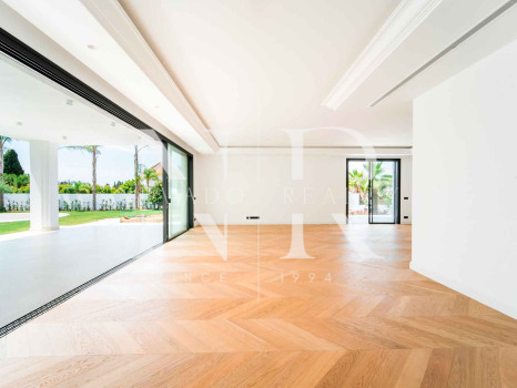Brand new villa in Lomas del Marbella Club for sale