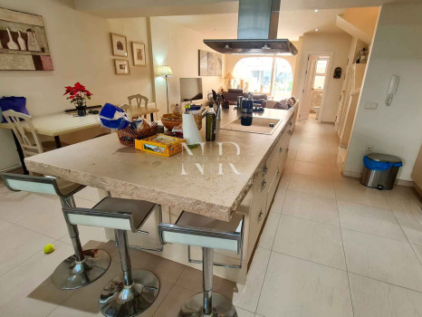 Flat in milla de oro for sale