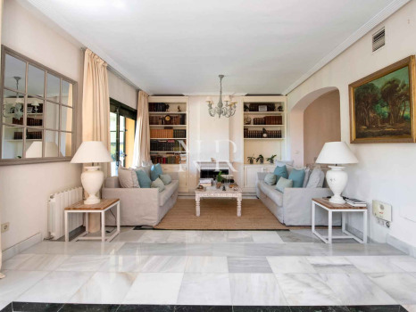 Townhouse for sale in El Tomillar, Nagüeles