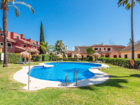 Townhouse for sale in El Tomillar, Nagüeles