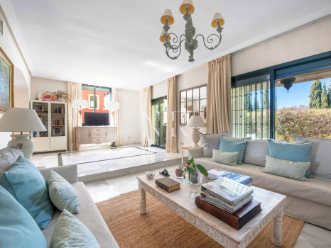 Townhouse for sale in El Tomillar, Nagüeles