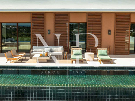 Villa in Finca Cortesin with panoramic sea views in Casares for sale