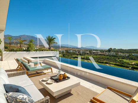 Villa in Finca Cortesin with panoramic sea views in Casares for sale