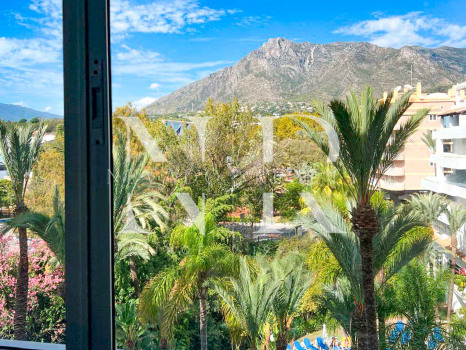 Appartement à Don Gonzalo avec vue sur la mer