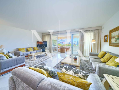 Appartement à Don Gonzalo avec vue sur la mer
