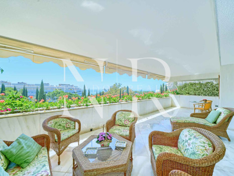 Appartement à Don Gonzalo avec vue sur la mer