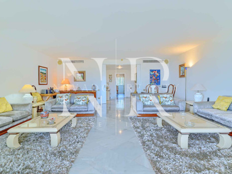 Appartement à Don Gonzalo avec vue sur la mer