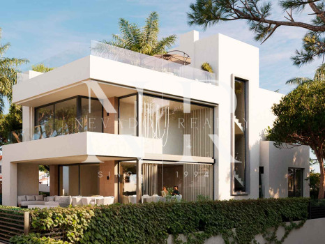 Sirocco, Villas under construction in Marbella East next to the beach for sale